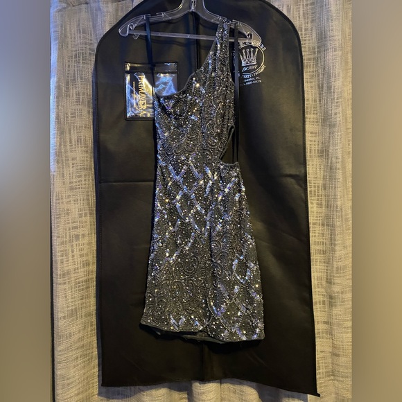 COPY - Pewter grey one shoulder mini dress; great condition only worn once! - Picture 6 of 6